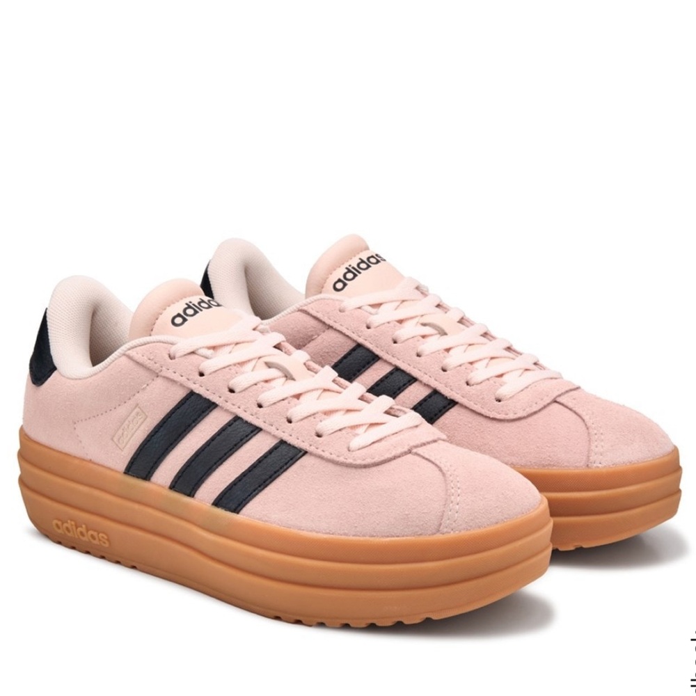 Women's VL Court Bold Platform Sneaker